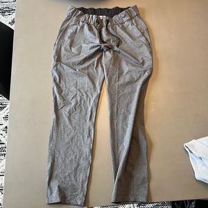 Lululemon pants, women’s, size 6, gray